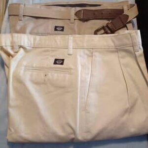 Dockers Mens size 40 x 30